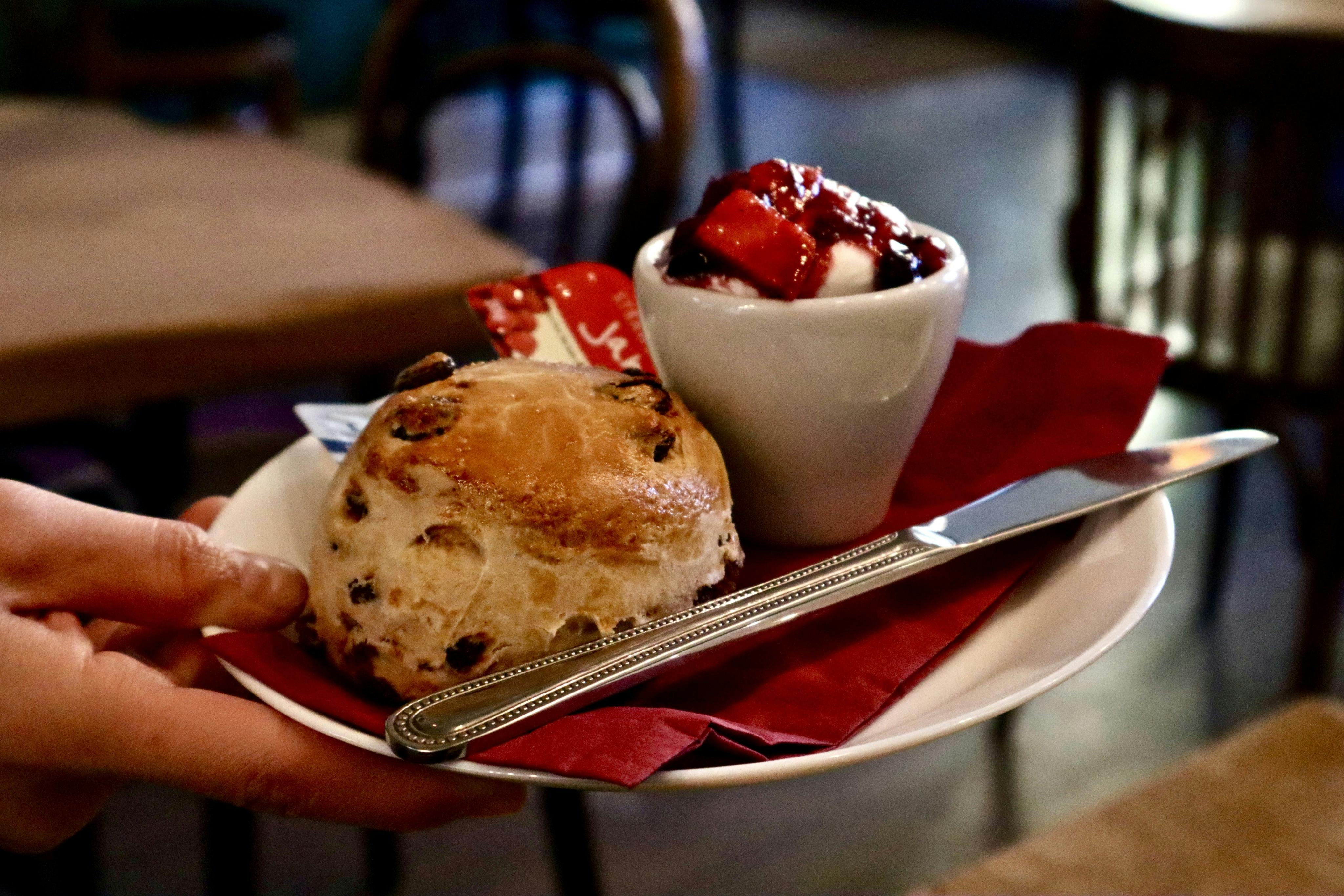 Edinburgh: Guided Food Tour - Photo 1 of 3